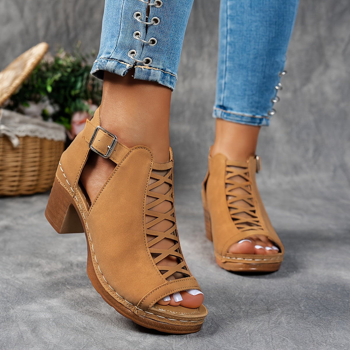 Nessa - Lattice-Heel Sandals