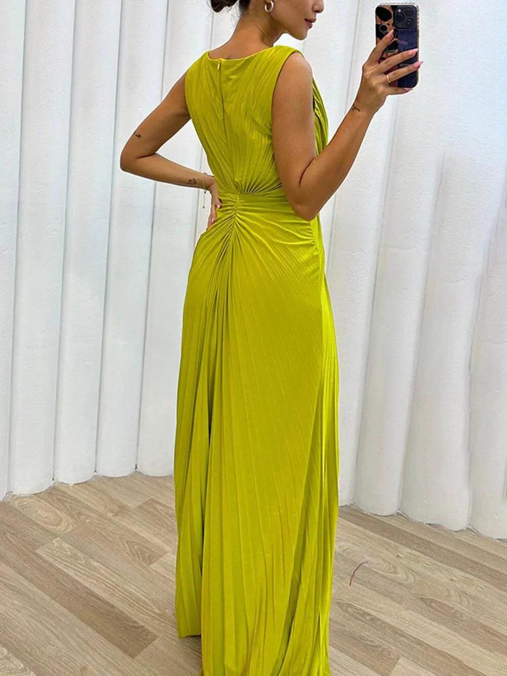 Isabella™ | Long Pleated Dress
