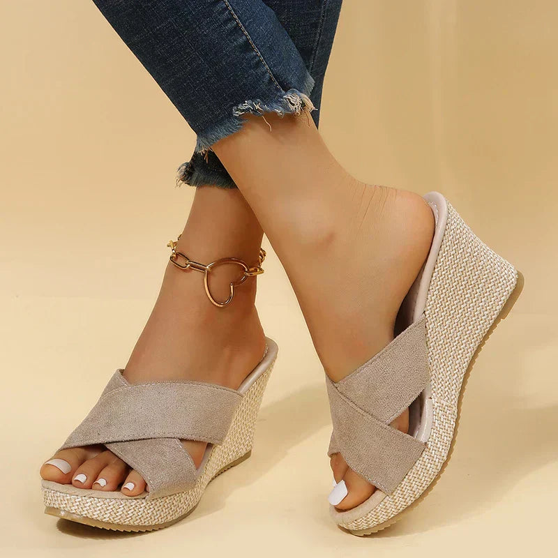 Jewel - Chic Sandals